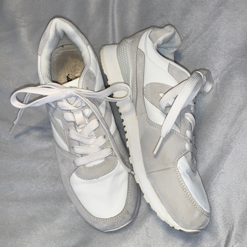 Tretorn sneakers Lillian size 7.5 white cream beige jogger - Picture 1 of 11